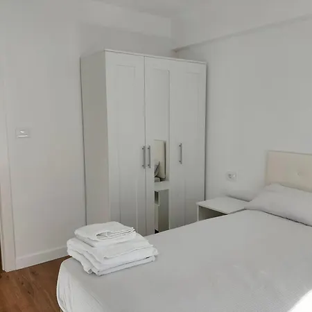 Encantador Piso De 3 En Vigo